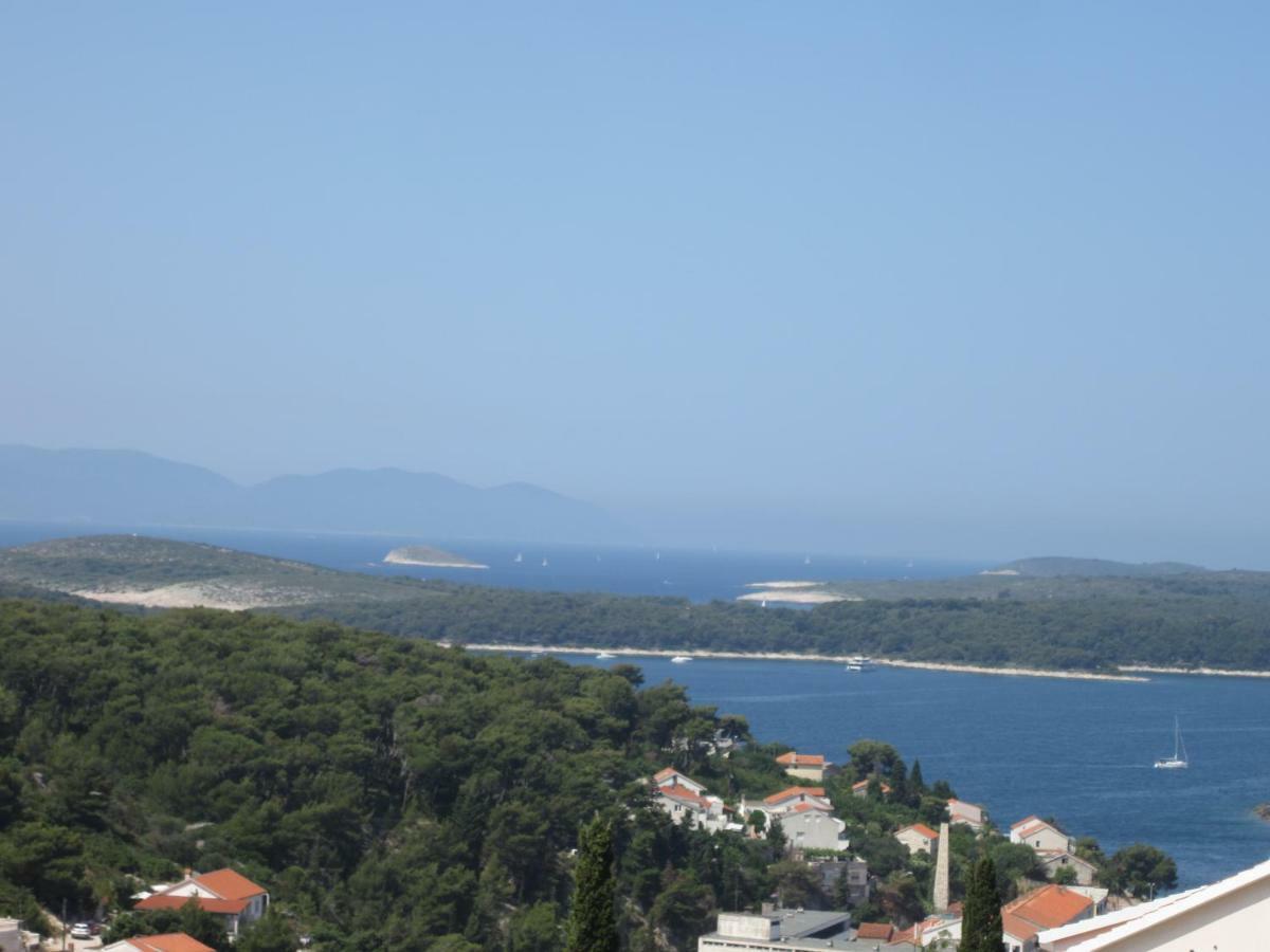 Apartments Marina Hvar Town Exterior photo